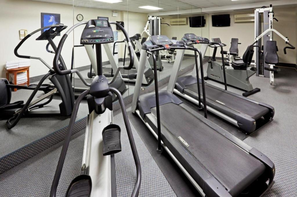 Holiday Inn Express Toronto East - Scarborough By Ihg Εξωτερικό φωτογραφία