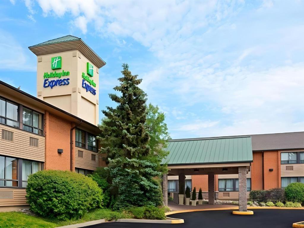 Holiday Inn Express Toronto East - Scarborough By Ihg Εξωτερικό φωτογραφία