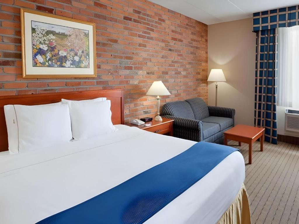 Holiday Inn Express Toronto East - Scarborough By Ihg Εξωτερικό φωτογραφία