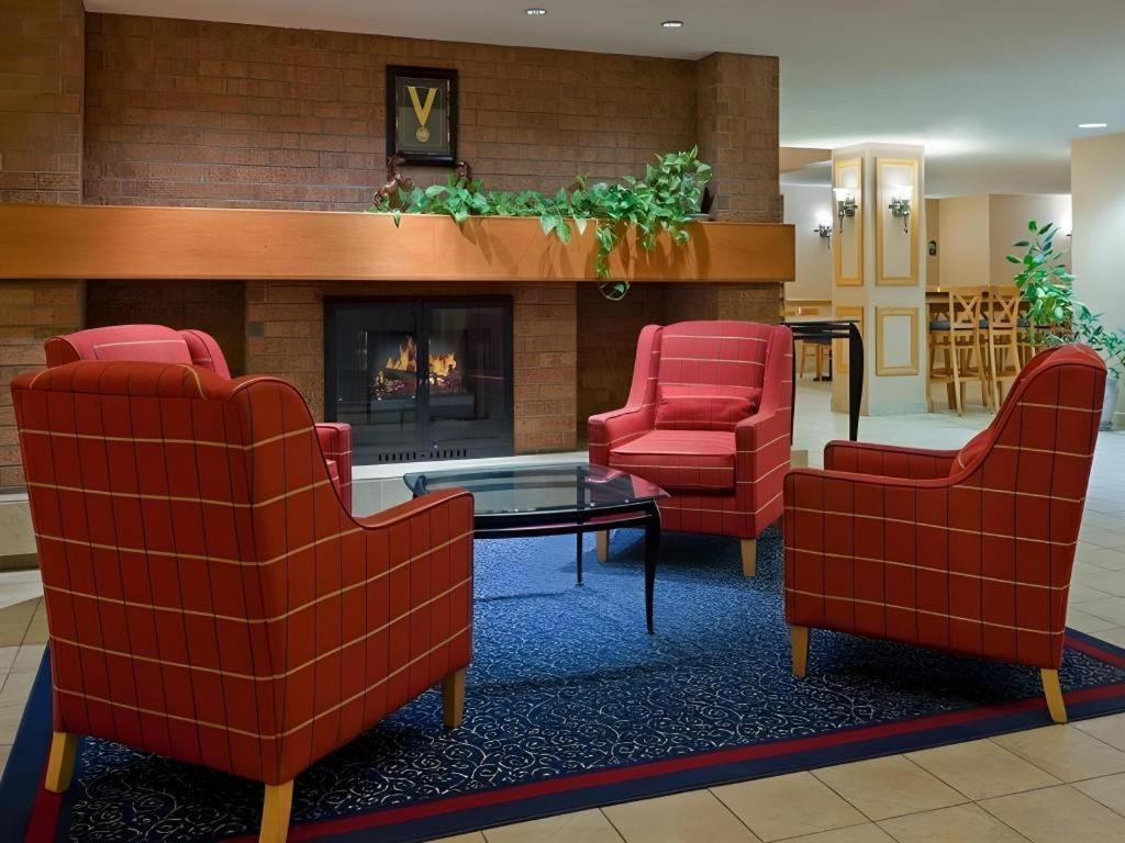 Holiday Inn Express Toronto East - Scarborough By Ihg Εξωτερικό φωτογραφία