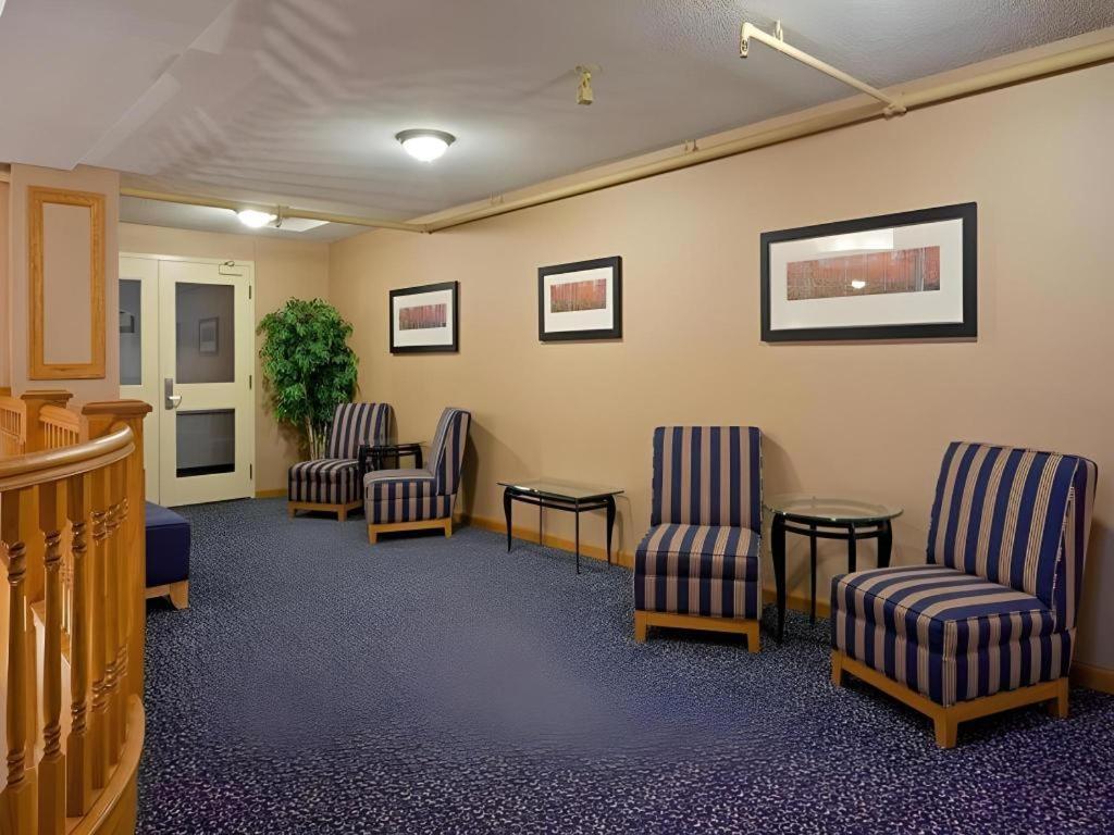 Holiday Inn Express Toronto East - Scarborough By Ihg Εξωτερικό φωτογραφία