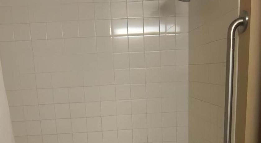 Holiday Inn Express Toronto East - Scarborough By Ihg Εξωτερικό φωτογραφία