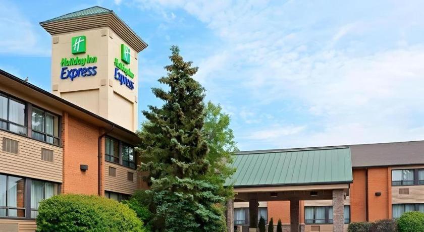 Holiday Inn Express Toronto East - Scarborough By Ihg Εξωτερικό φωτογραφία