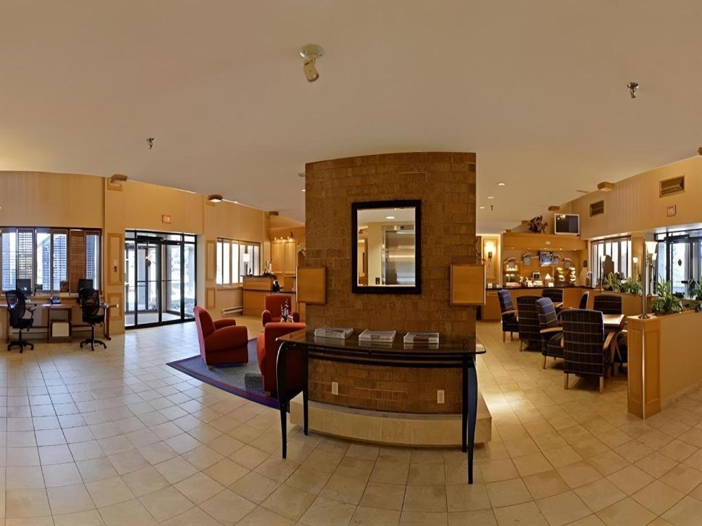 Holiday Inn Express Toronto East - Scarborough By Ihg Εξωτερικό φωτογραφία